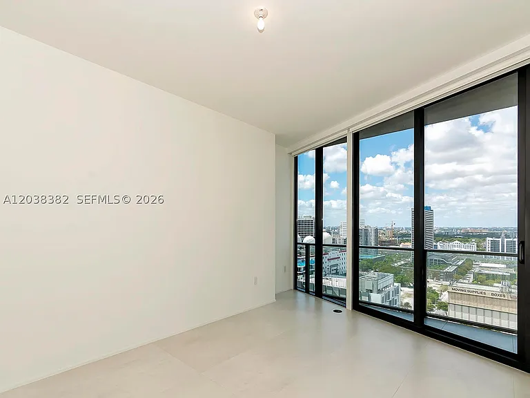 1000 Biscayne Blvd #2002 — Photo 42