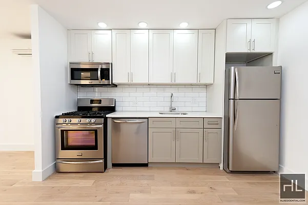 Rented by Highline Residential | media 48