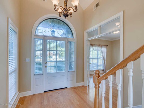 3rd image of 4330 Chalice Dr