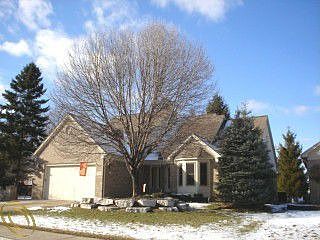 1st image of 1715 Castlewood Dr