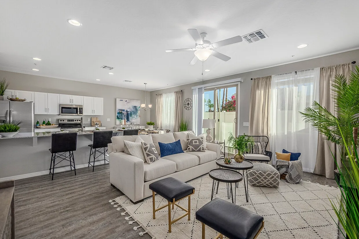 3 bed, 2.5 bath, 1760 sqft, $2,899 — Photo 3