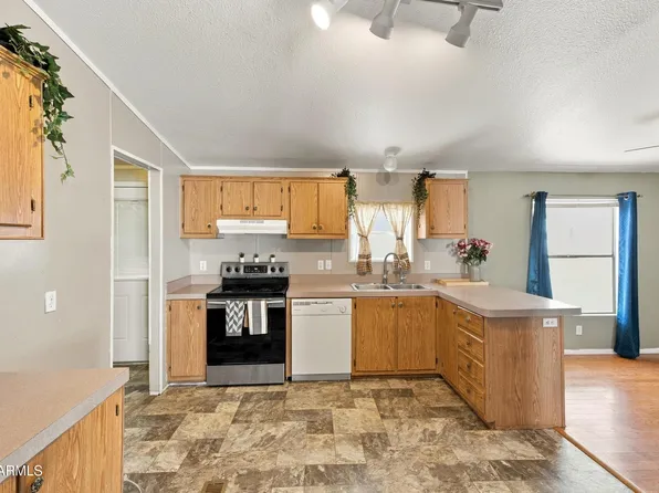 2000 S APACHE Road #374, Buckeye, AZ 85326