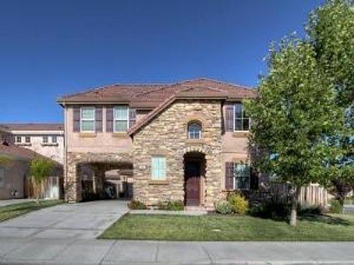2nd image of 146 Barcelona Dr