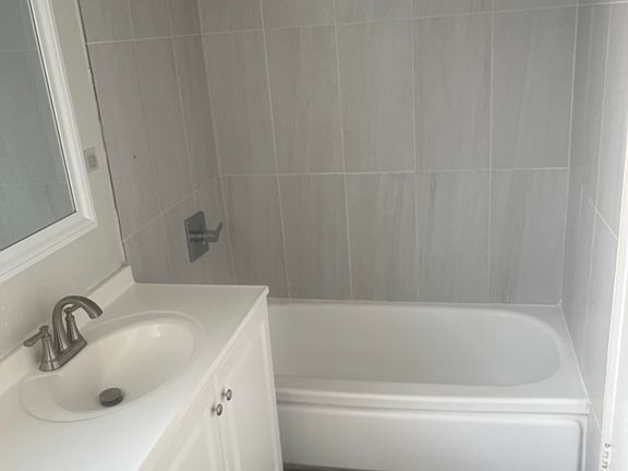 4th image of 9919-1 De Soto Ave #11