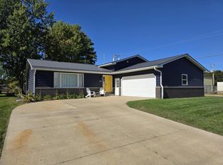 1011 Wisconsin Ave, Tomah, WI 54660