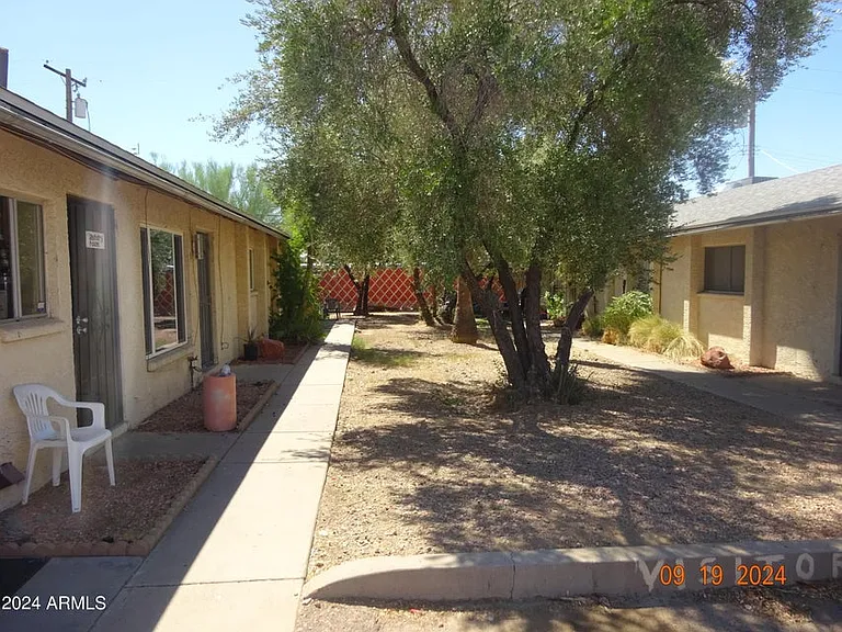 341 E Vogel Ave #2 — Photo 23
