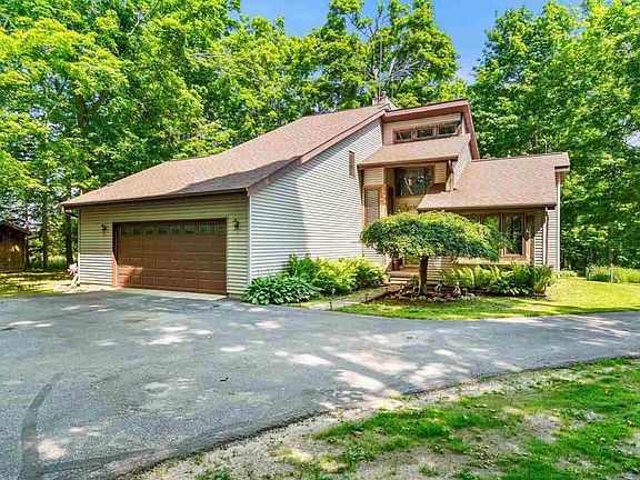 2nd image of 8445 Stolt Rd