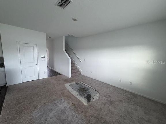 3rd image of 968 KELLY FERN LOOP