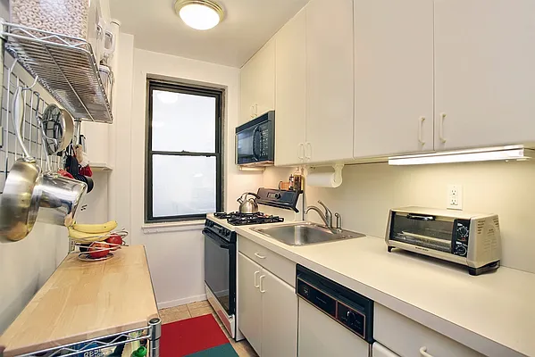 Sold by Corcoran | media 17