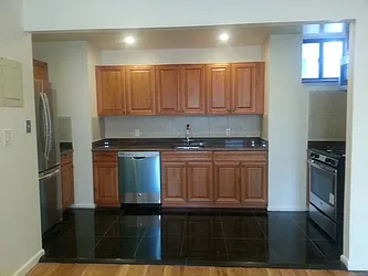 Rented by Rapid Realty Cobble Hill