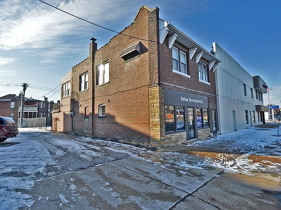 2nd image of 4135 S Grand Blvd