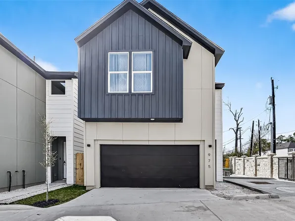 975 Highland Light Ln, Houston, TX 77091