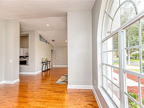 4th image of 2530 Bellwood Dr