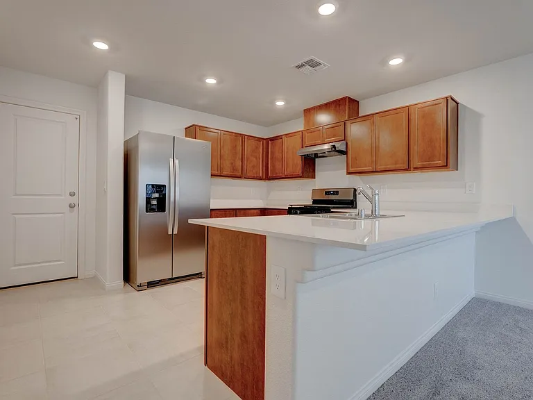 9256 Innot Ave — Photo 9