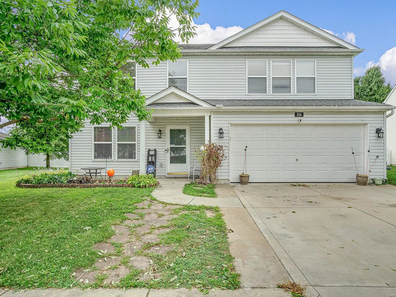 324 Falling Leaf Way photo 1