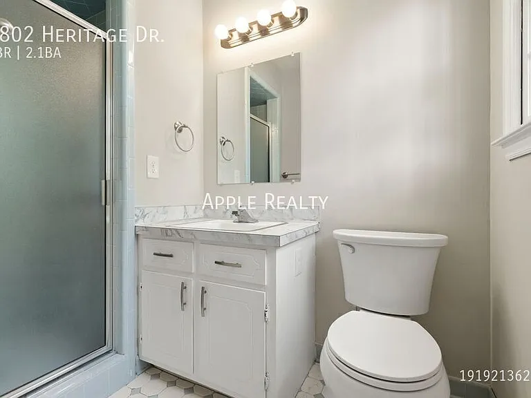 4802 Heritage Dr — Photo 6