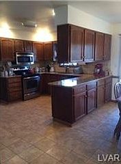 5th image of 4626 Hillview Dr