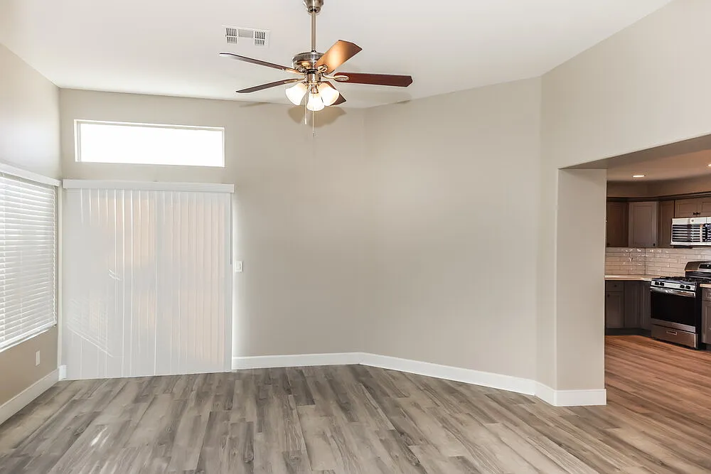 3 bed, 2.0 bath, 1458 sqft, $2,295 — Photo 4