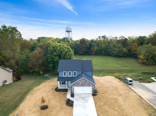 205 Orchard Valley Dr, Avilla, IN 46710