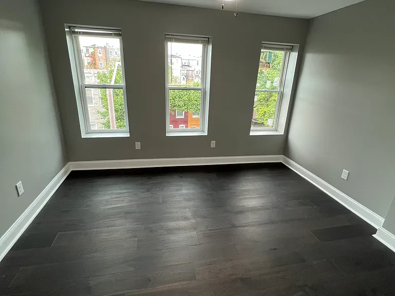 1808 Druid Hill Ave — Photo 13