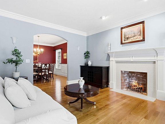 5th image of 20 Parker Rd