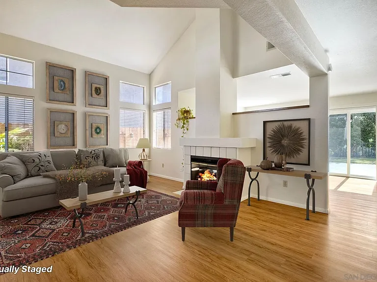 14718 Carmel Ridge Rd — Photo 5