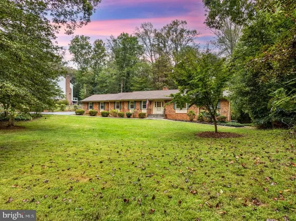 8126 Blandsford Dr, Manassas, VA 20111