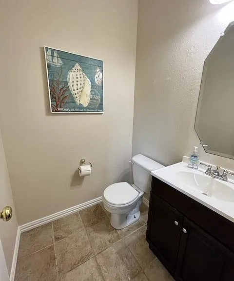 540 Highridge Dr — Photo 16
