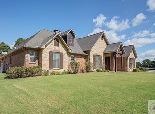 1000 B K Pickering Dr, Texarkana, TX 75501