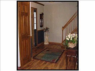 4th image of 163 Squires Ct