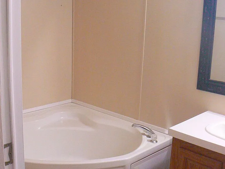 123 Yates Cir — Photo 4