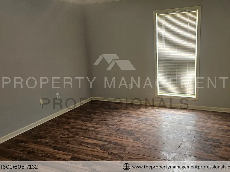 121 Cherry Laurel Cir — Photo 11