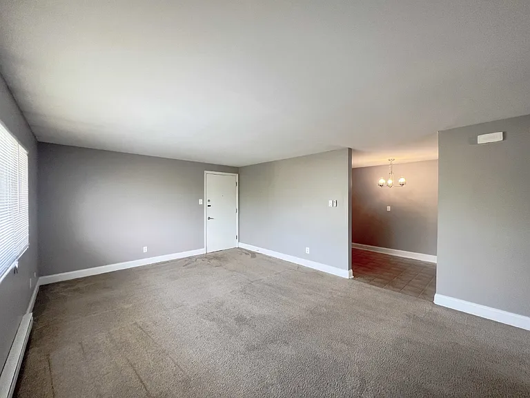 1467 Catherine St #1 — Photo 14