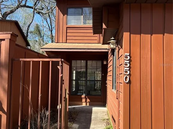 5550 SW 8th Pl, Gainesville, FL 32607