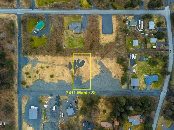 2411 Maple St, Seward, AK 99664
