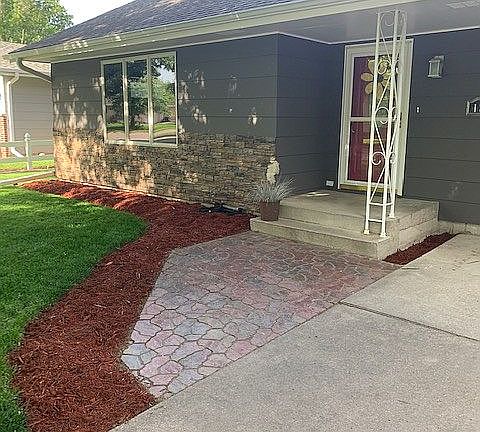 3rd image of 1320 N Florida Ave