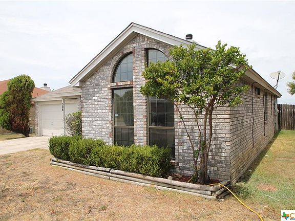 2nd image of 308 Bronc Dr