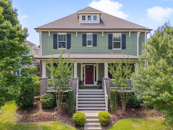 149 N Serenity Hill Cir, Chapel Hill, NC 27516