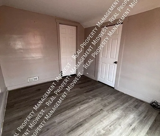 4396 Springfield St — Photo 27