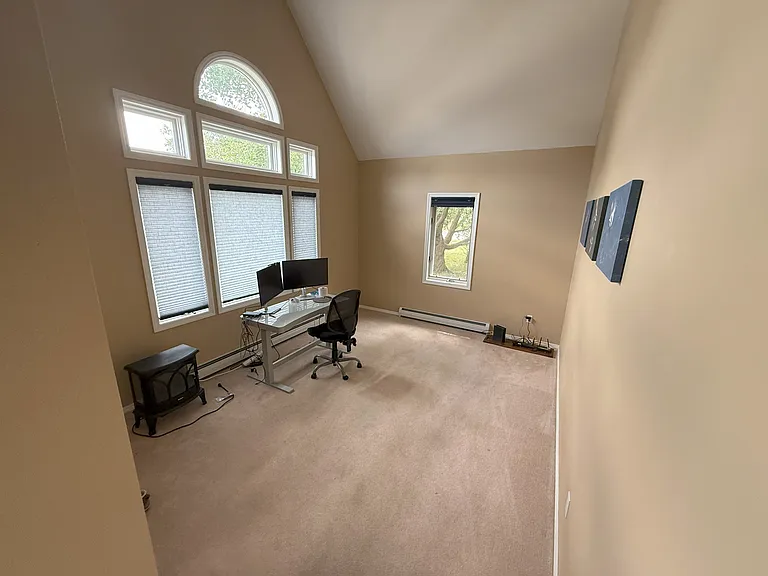 3075 Spring Meadows Dr — Photo 4