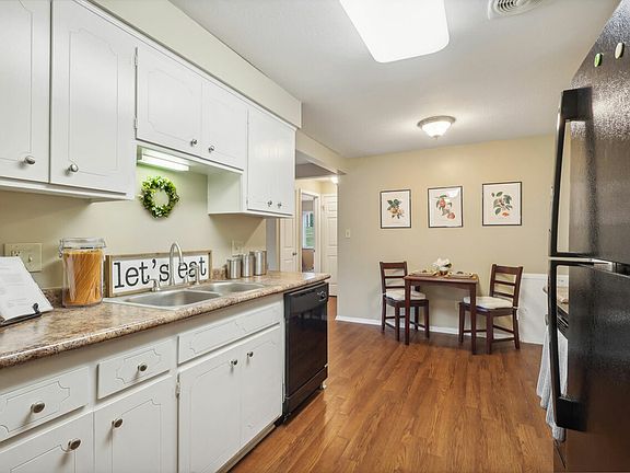 Cook and dine in style with fully equipped kitchens at University Oaks Apartments near Kent State University