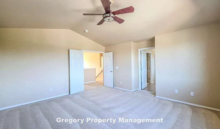 22904 42nd Dr SE — Photo 35