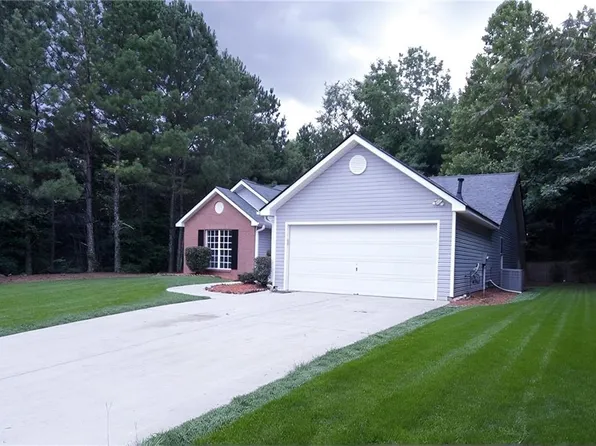 4205 Old House Dr, Conley, GA 30288