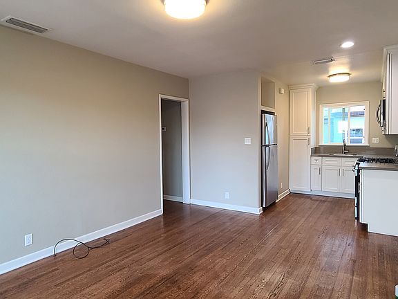 3rd image of 1302 S San Gabriel Blvd #B