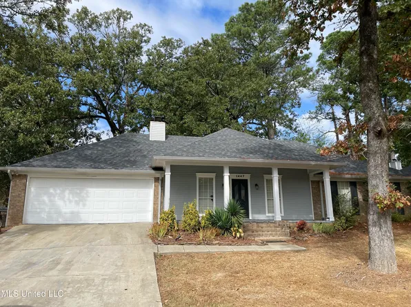 1447 Forbes Dr, Jackson, MS 39272