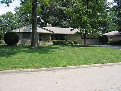 1st image of 4236 Lawnview Dr