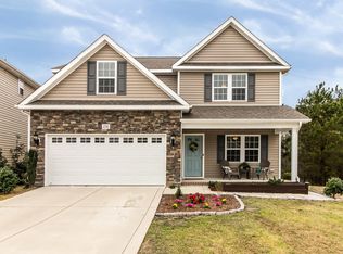 136 Lightwater Dr, Aberdeen, NC 28315