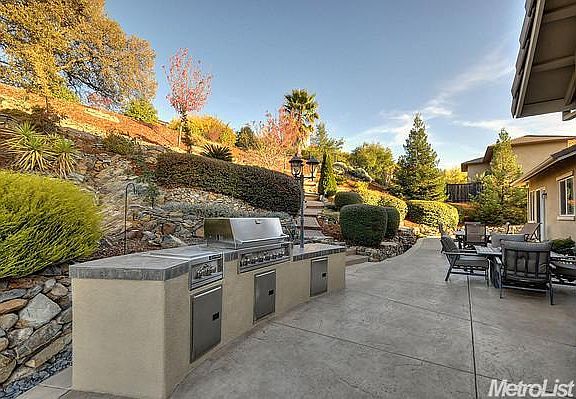 2nd image of 4093 Morningview Way
