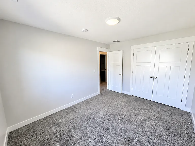 4492 W Watchmen Way — Photo 15