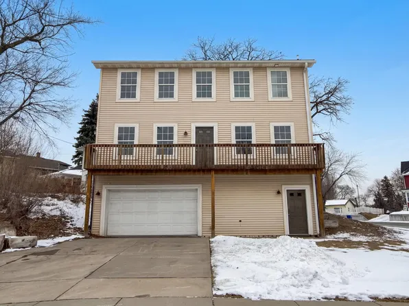 244 Point Douglas Rd N, Saint Paul, MN 55106